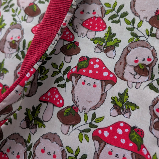 Hedgehog Toadstool Red Tote